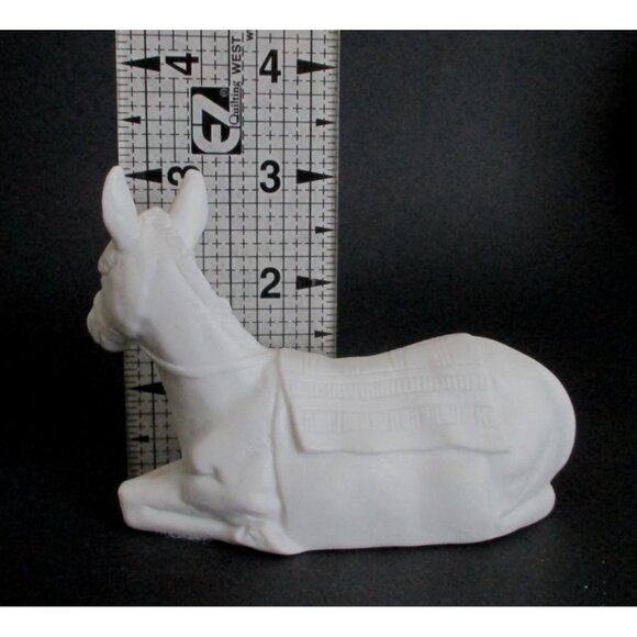 Avon Nativity Collectibles The Donkey Figurine  - Vintage 1984 White Porcelain - Picture 6 of 9